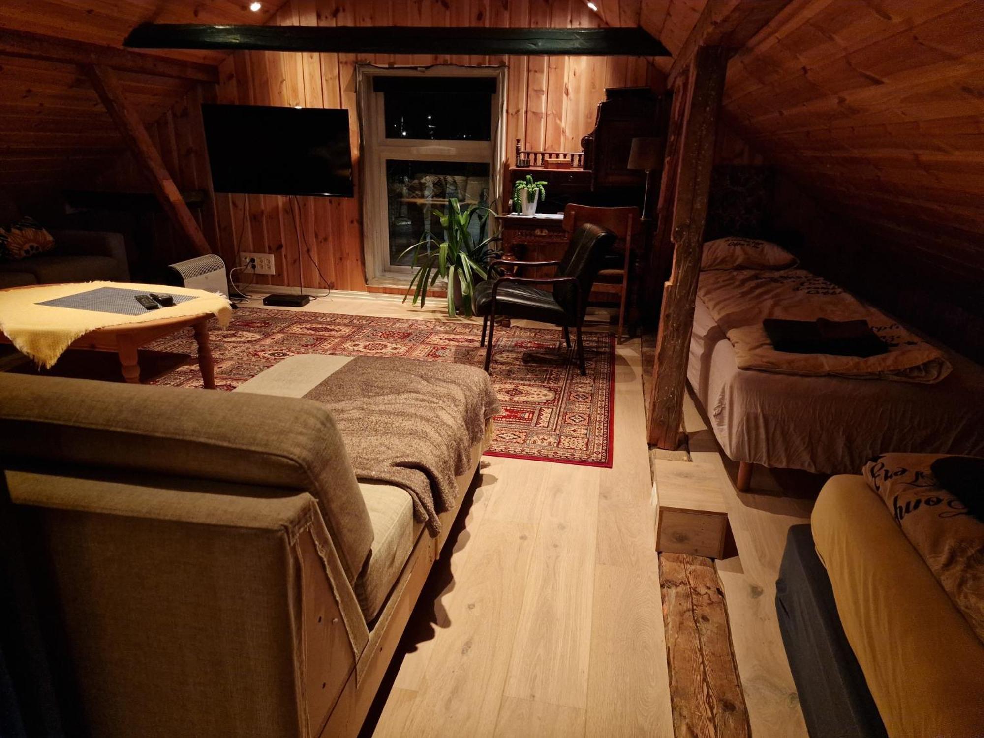 Ferienwohnung Det Gamle Meieriet Vidnes Zimmer foto